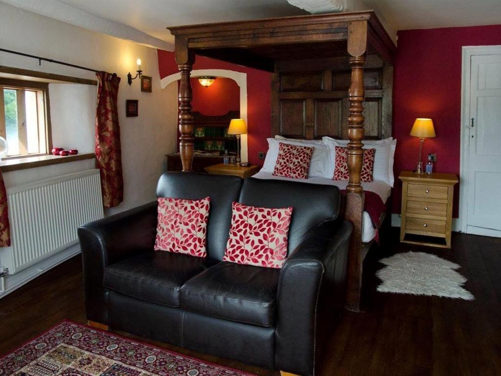 Kings Arms Hotel Abergavenny Eksteriør billede