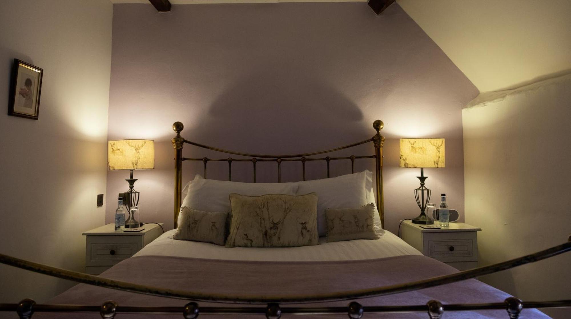 Kings Arms Hotel Abergavenny Eksteriør billede